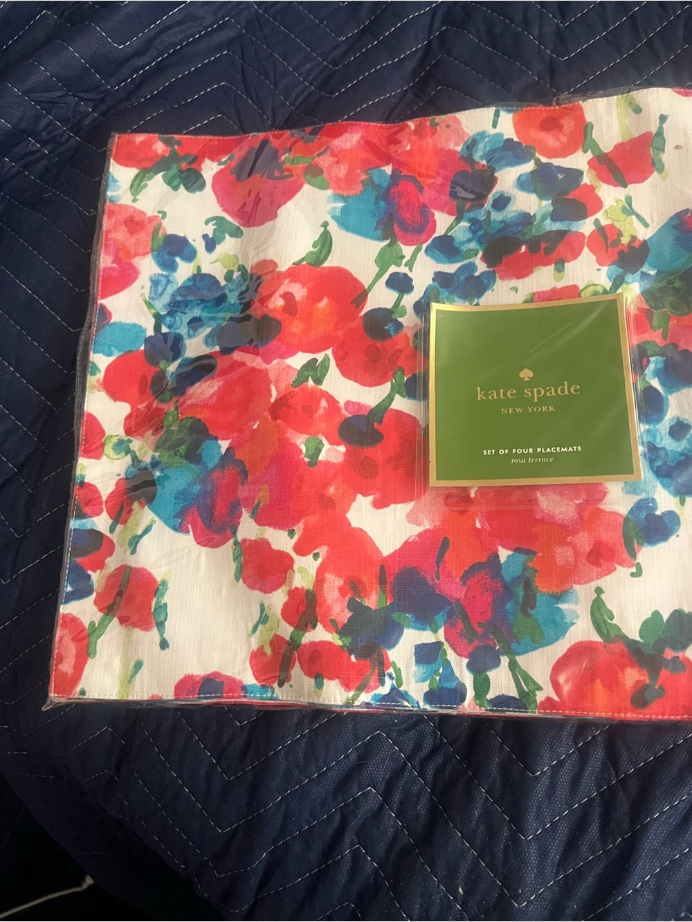 kate spade Bright Floral Placemat - Red, Blue, Green brand new in package (4 pc)